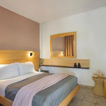 Paspalis 3*
